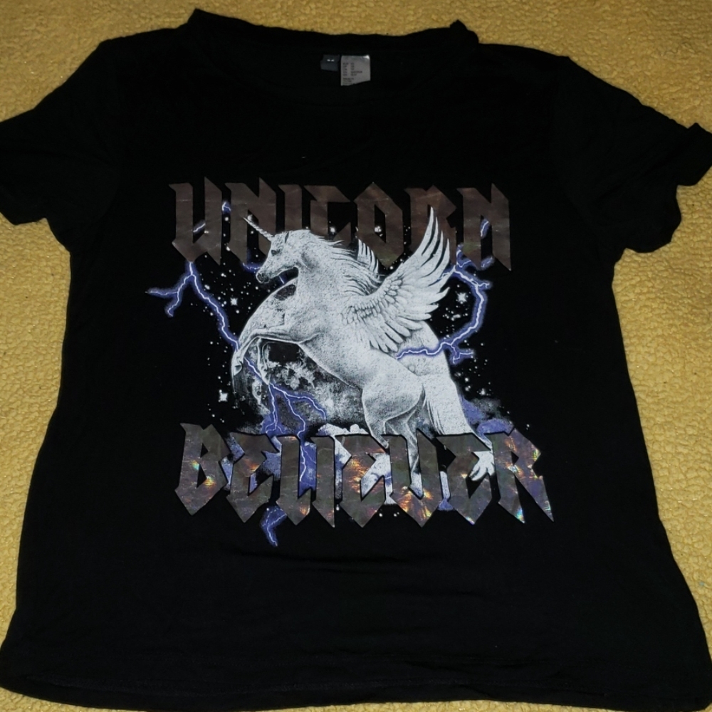 🆕️w/o tags Unicorn Tee
